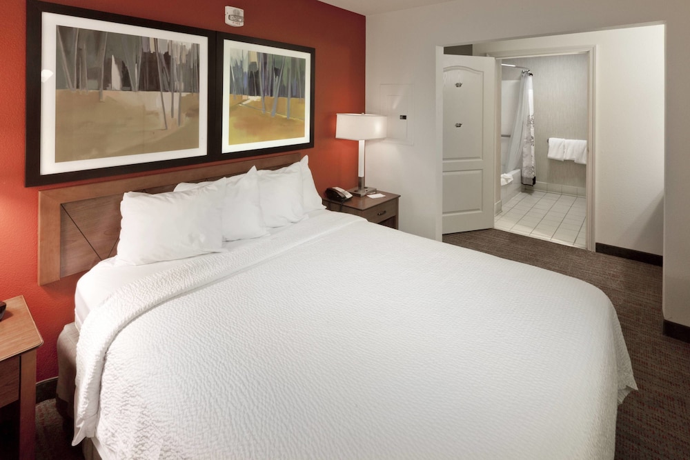 Residence Inn Corona Riverside 5/25