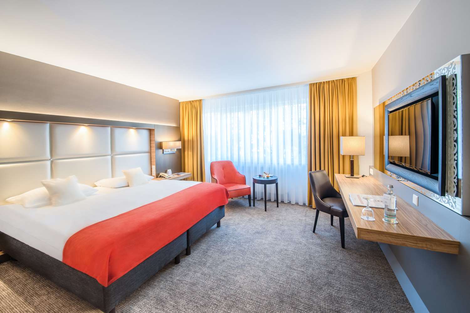 Best Western Plus Delta Park Hotel 5/53