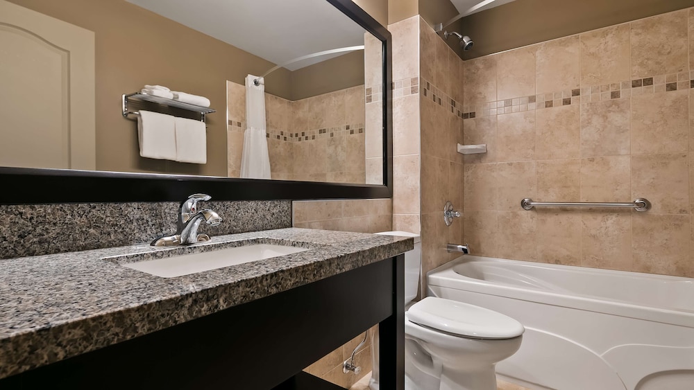 غرفة قياسية صغيرة بسرير كوين، Best Western Plus Baker Street Inn 4/9