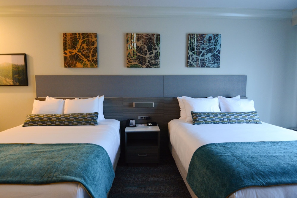 Blue Lake Casino Hotel 7/28