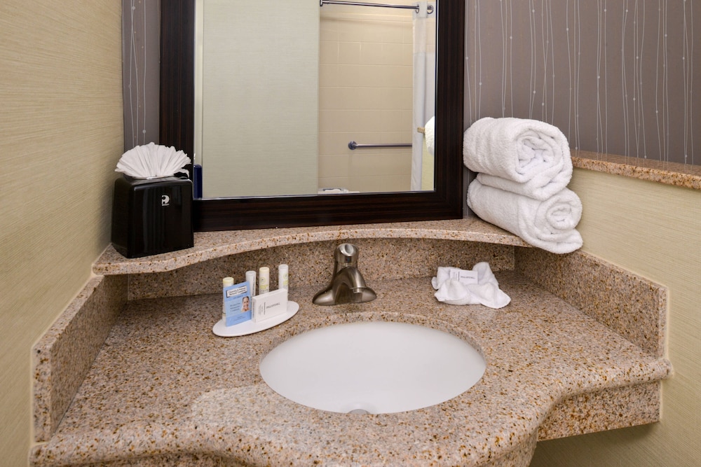 Courtyard Marriott Victorville 51/52