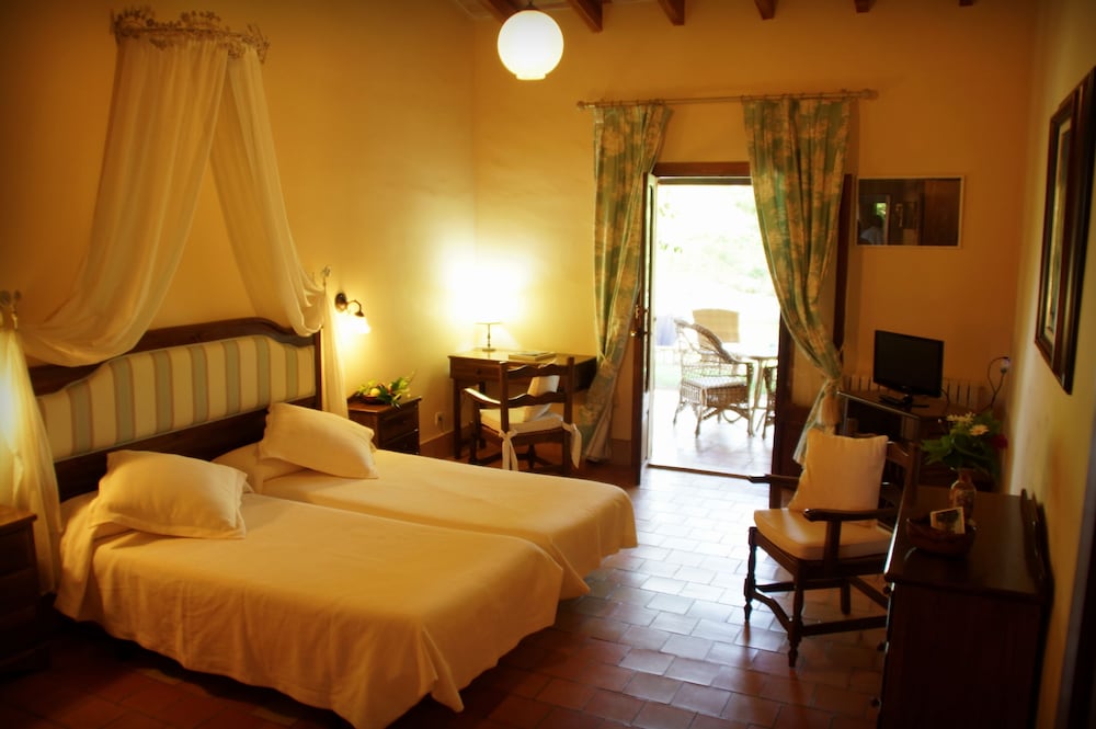 Aumallia Hotel And Spa 5/50