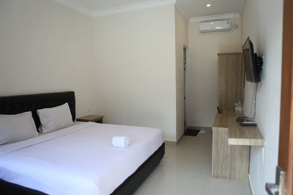 Rahayu Hotel Cirebon 30/60
