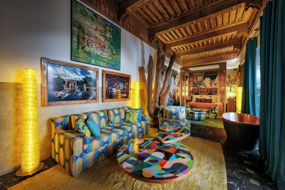 Riad Due 23/50