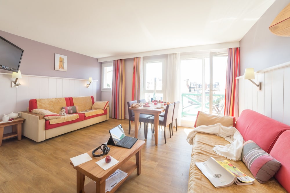 Pierre And Vacances Premium Residence Haguna Formerly Pierre And Vancances Residence Haguna 46/68