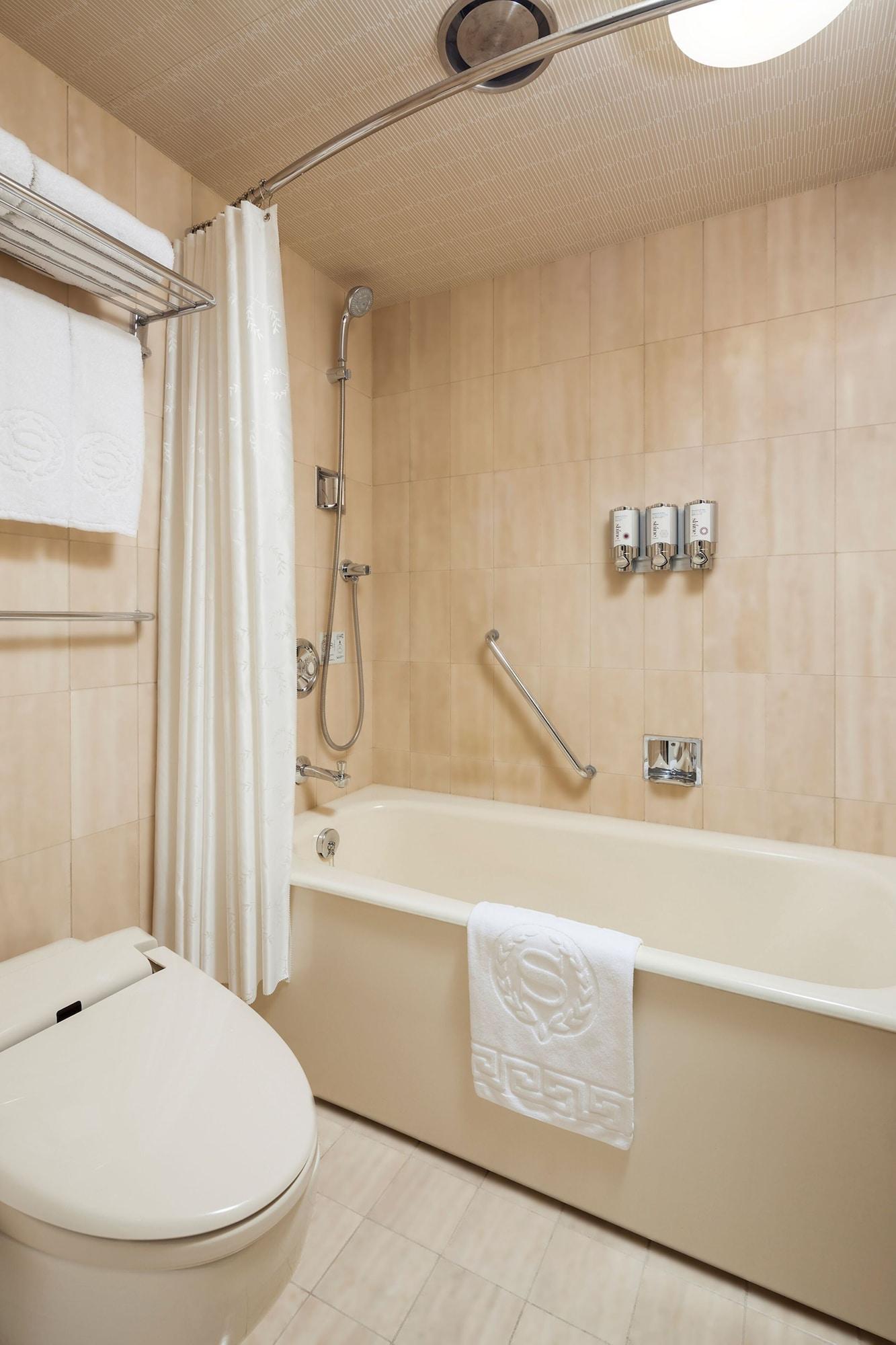 غرفة بريميوم بسرير مزدوج، Sheraton Grande Tokyo Bay Hotel 7/7