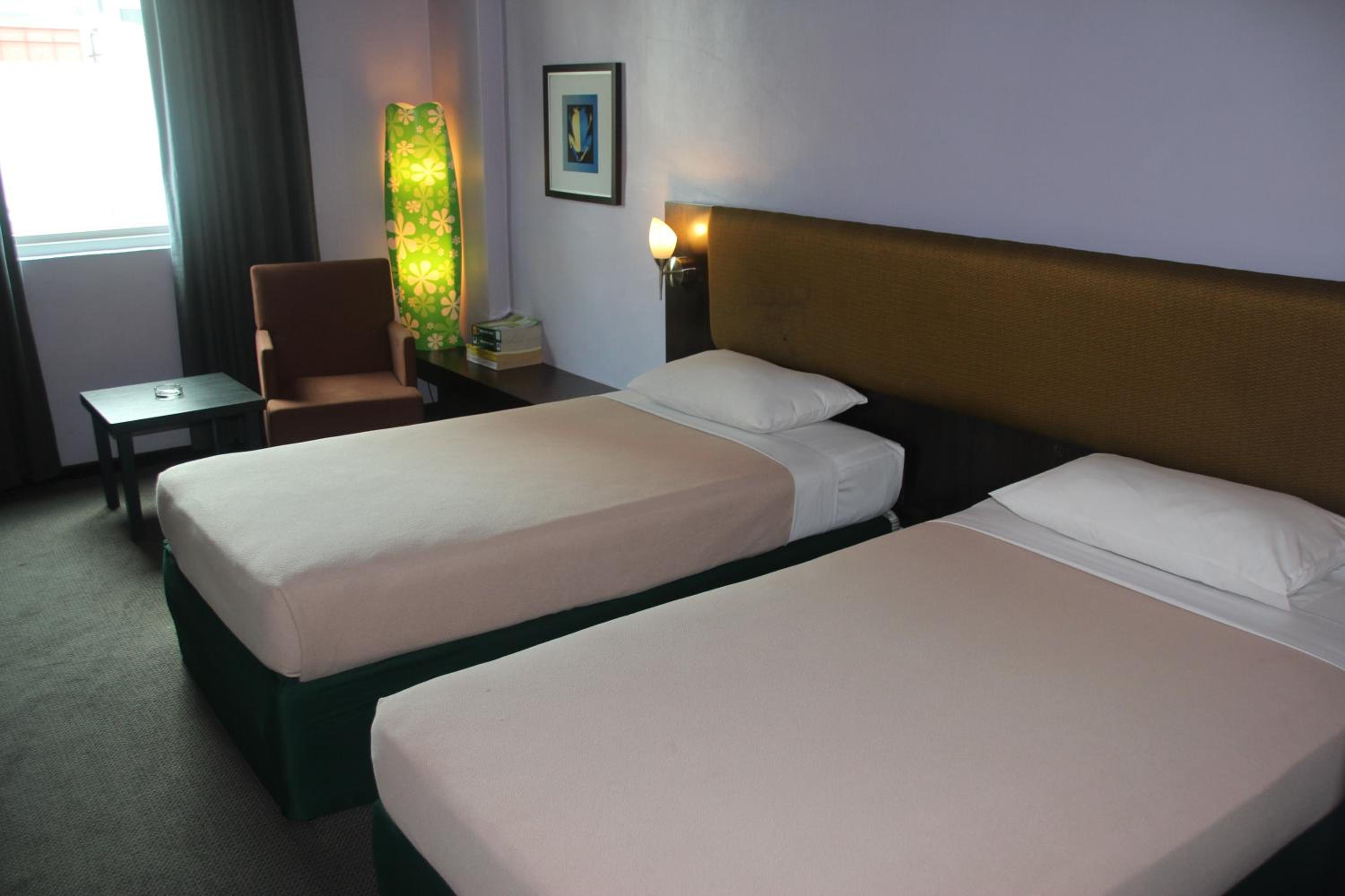 Strand Hotel 24/53