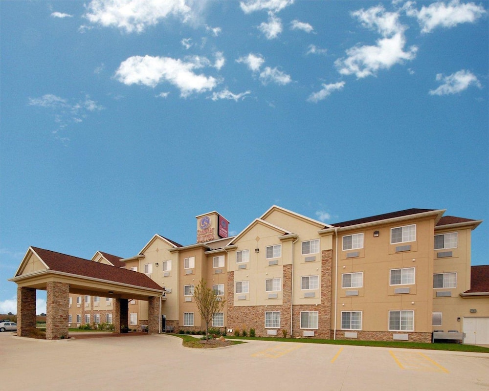 Comfort Suites Cedar Falls Industrial Park 3/34