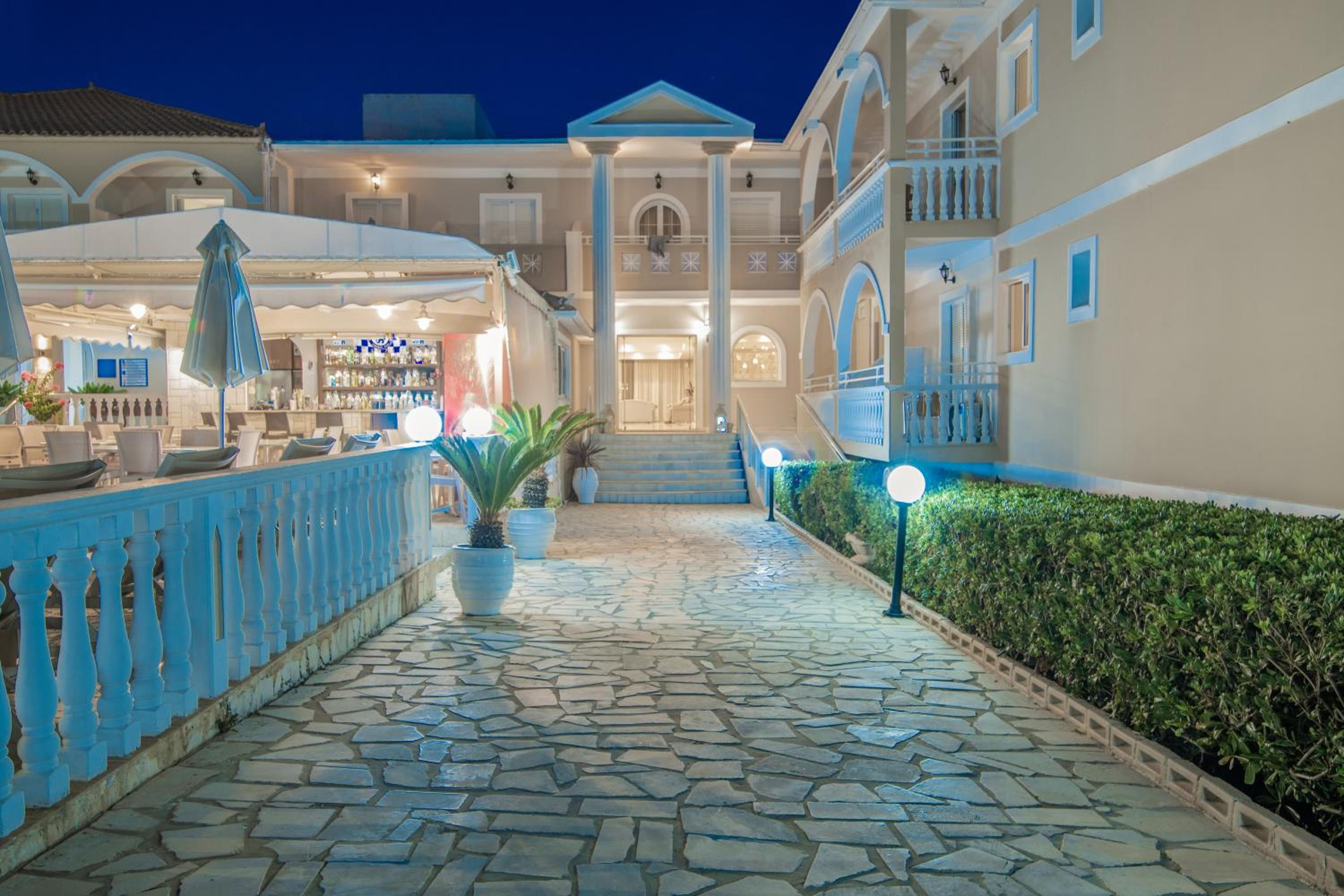 Daisy Hotel Tsilivi 49/53