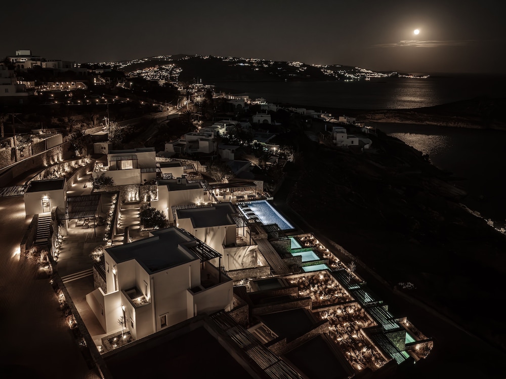 Enigma Mykonos Hideaway Suites 2/50