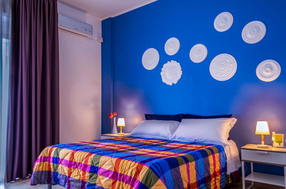 Melo Accommodations 7/62