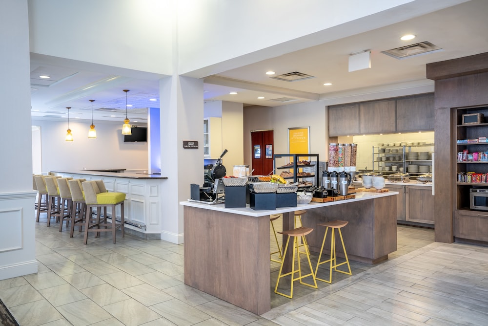 Hilton Garden Inn Richmond Airport 26/45