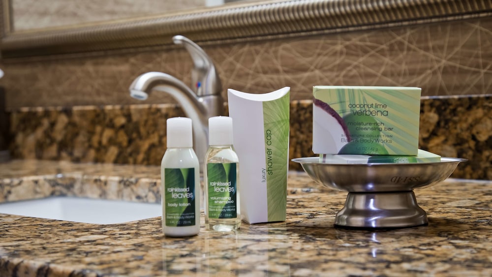 Best Western Plus Concordville Hotel 10/54