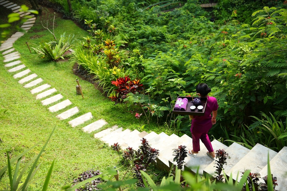 Hanging Gardens of Bali 28/47
