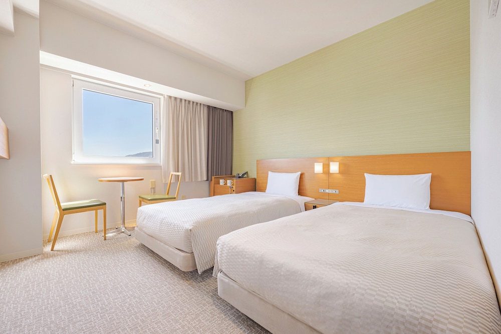 STANDARD, TWIN BEDS