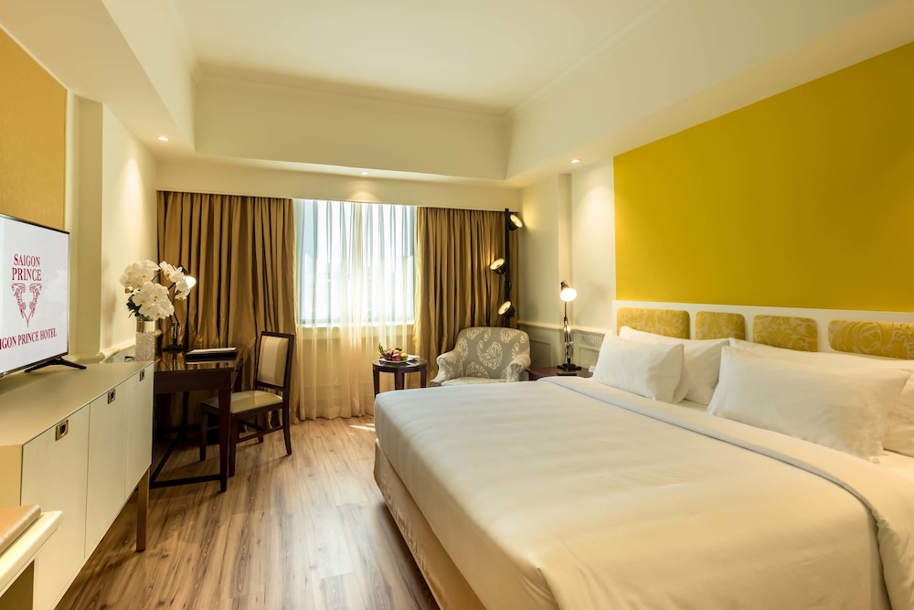 Saigon Prince Hotel 12/71