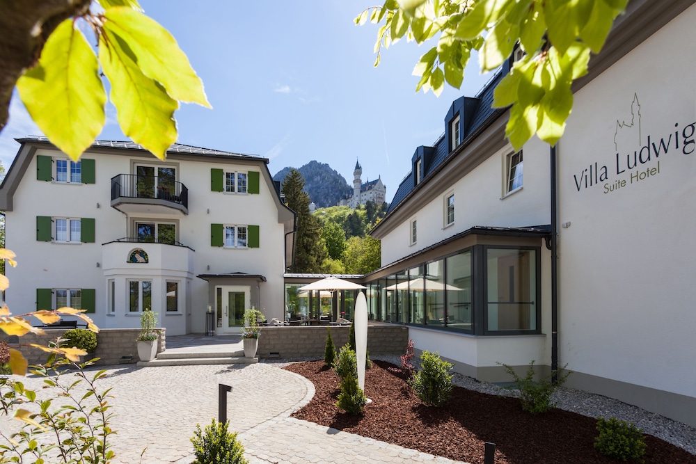Villa Ludwig Suite Hotel 5/50