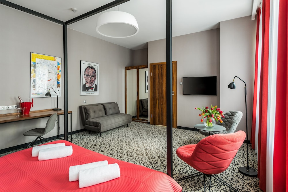 No.23 Premium Aparthotel 24/38