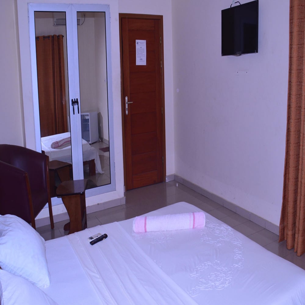 Residences Easy Hotel 17/50