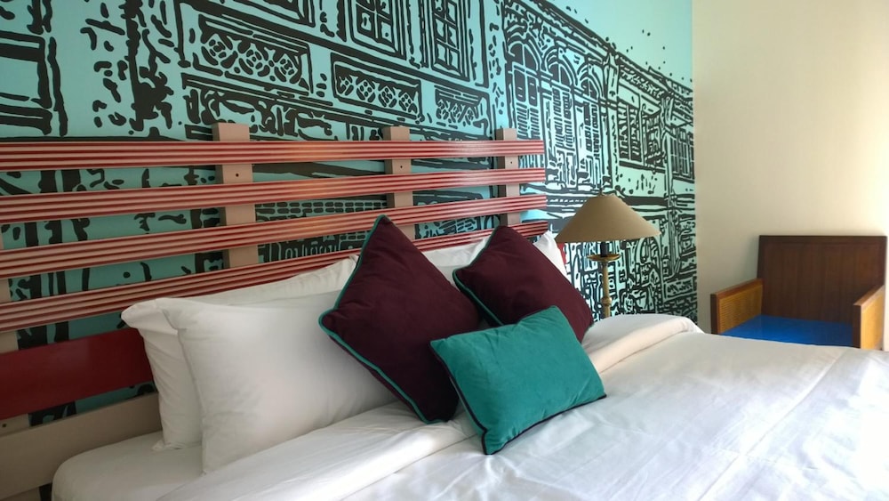 The Pho Thong Phuket 35/44