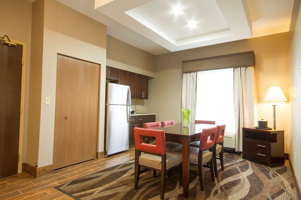 Hampton Inn Marshall, MI 23/40