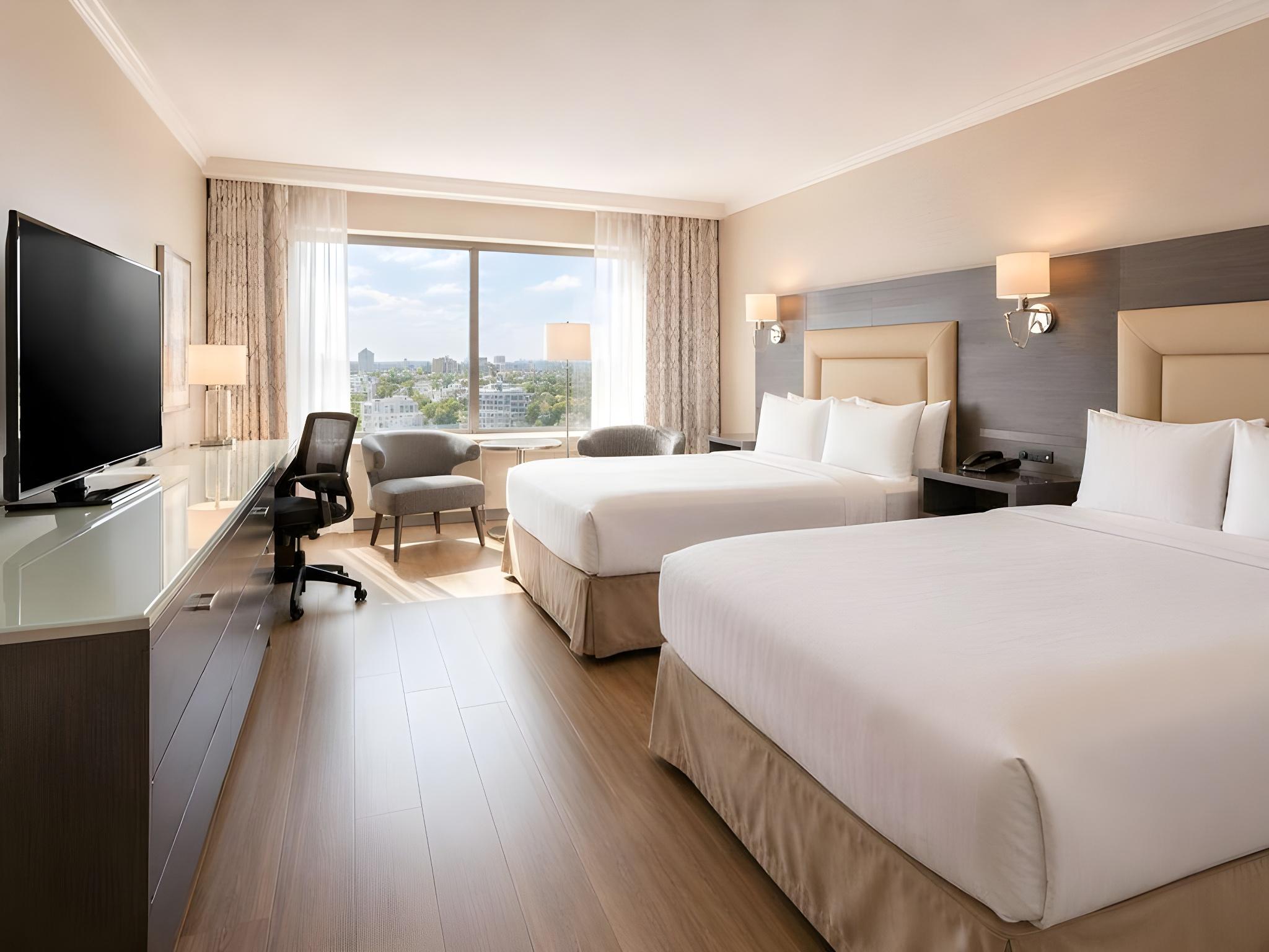 Junior Suite, 2 Queen Beds