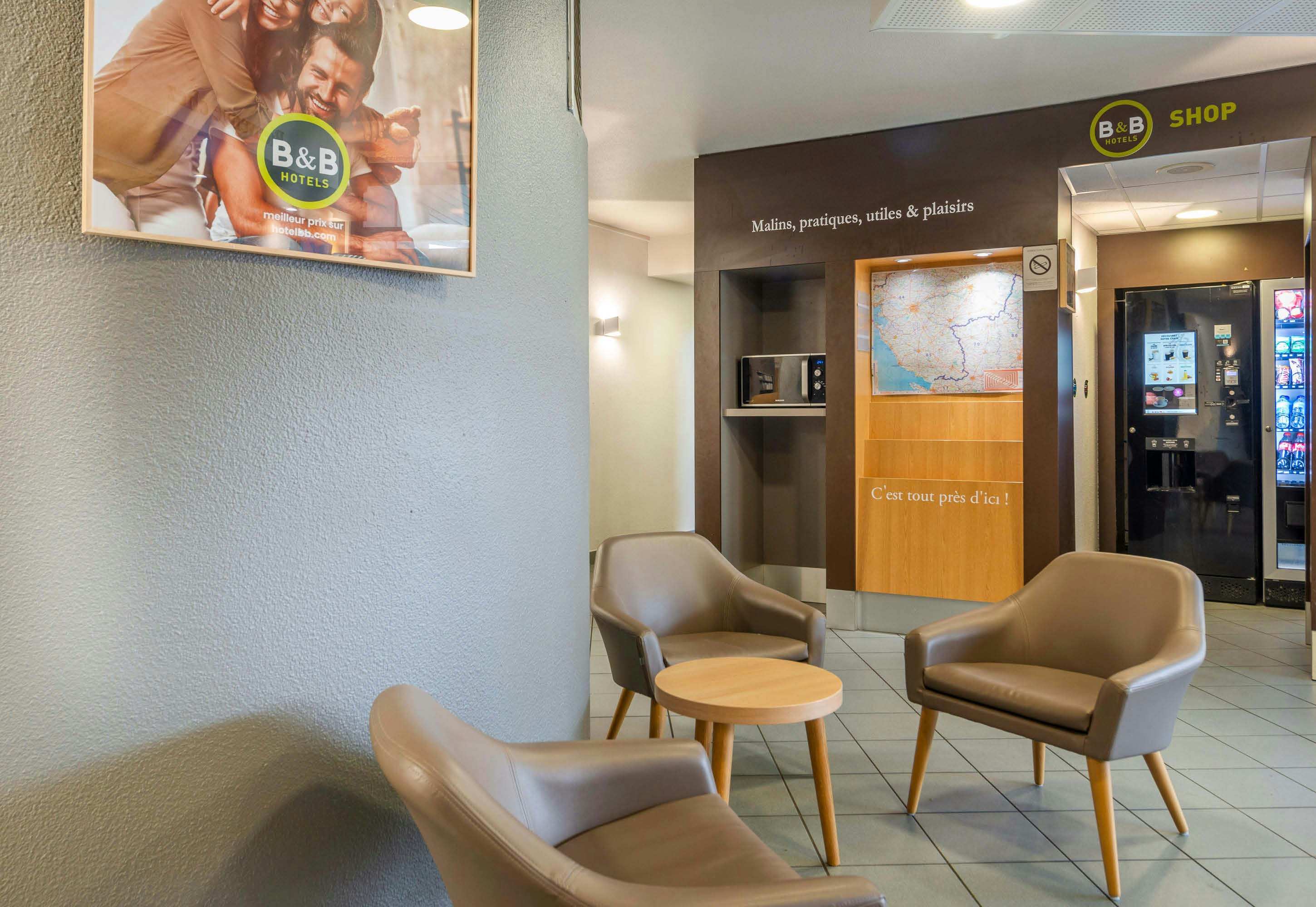 B&B Hotel Cholet Sud 12/16