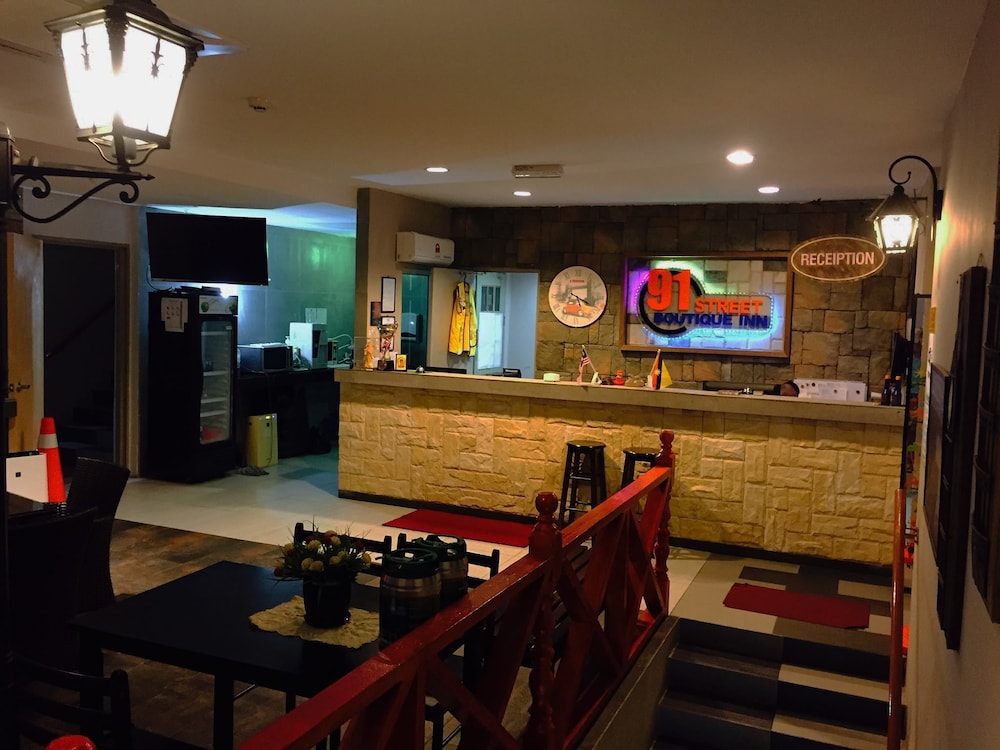 91 Street Boutique Inn 36/45