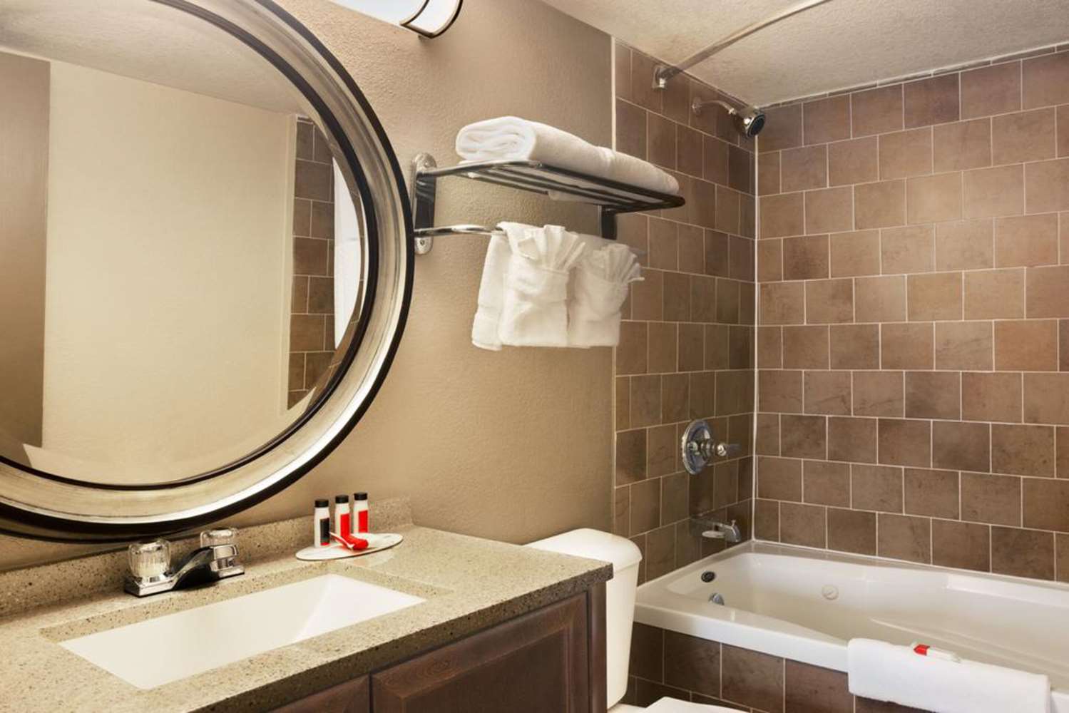 Quality Inn Little Rock South 26/27