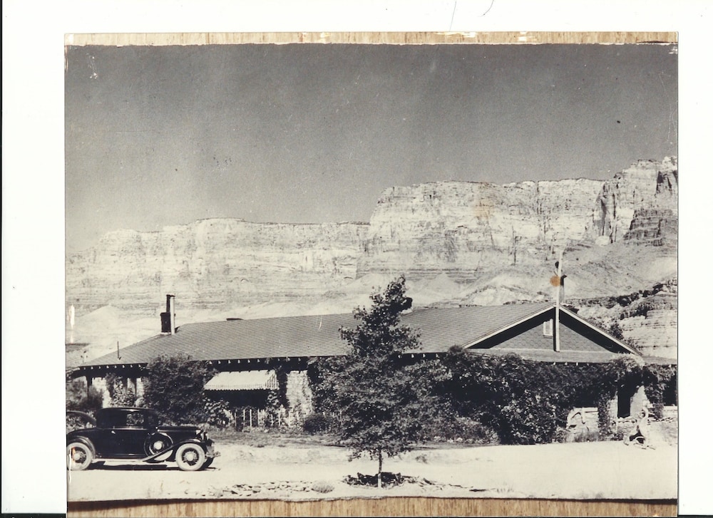 Marble Canyon Lodge 33/68