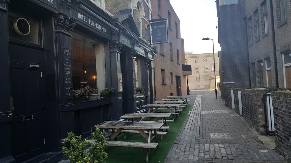 The Old Ship Inn Hackney 46/50