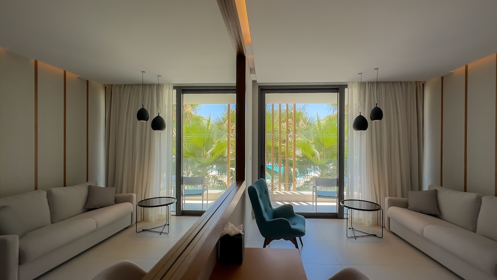 Radisson Beach Resort Larnaca 39/60