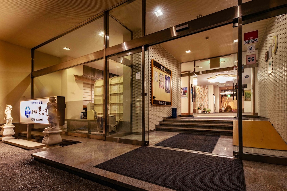 New Makomo Hotel 52/61