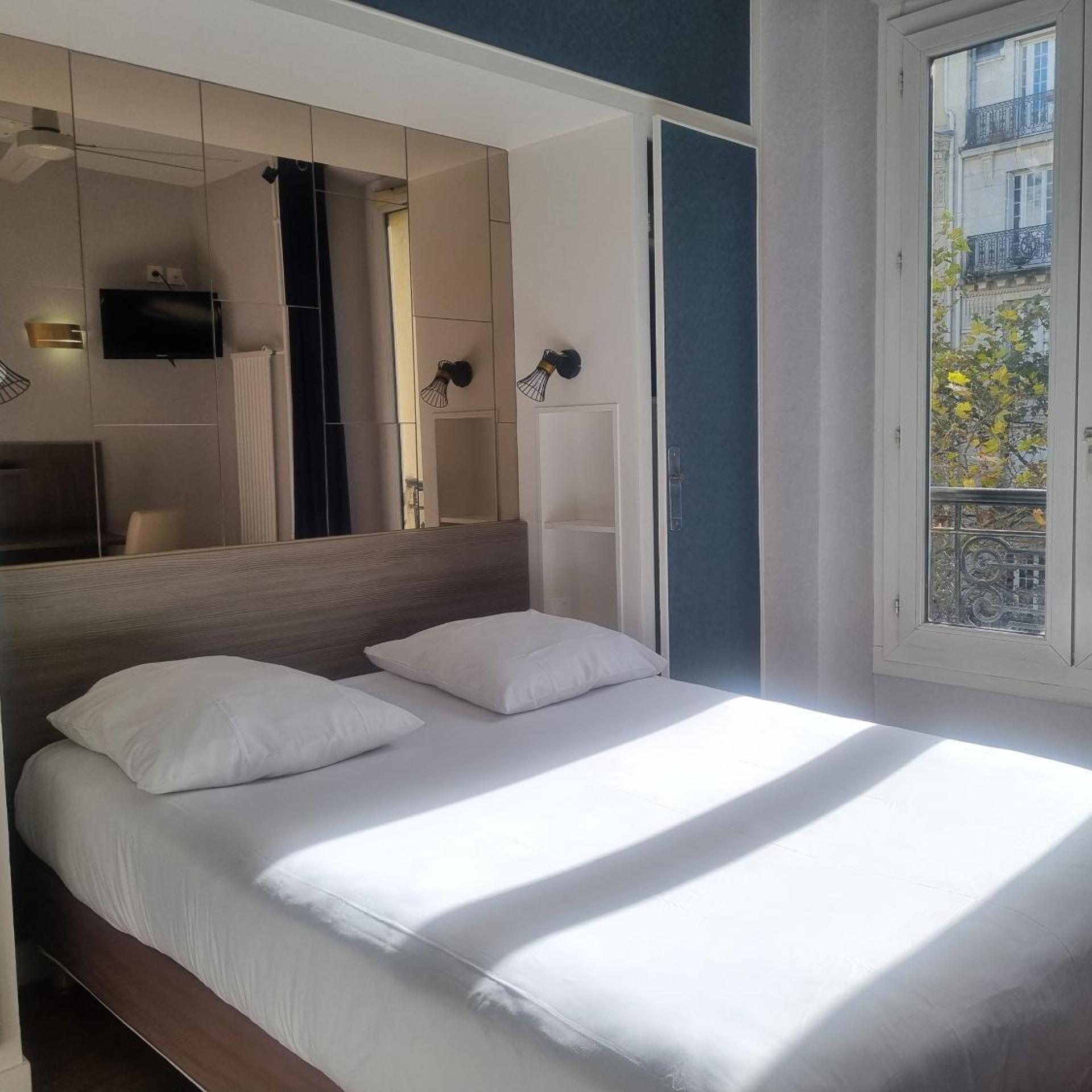 HOTEL EIFFEL KENSINGTON 16/52