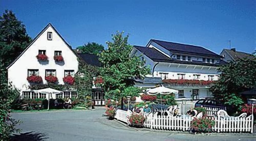 Landhotel Haus Dumicketal 1/28