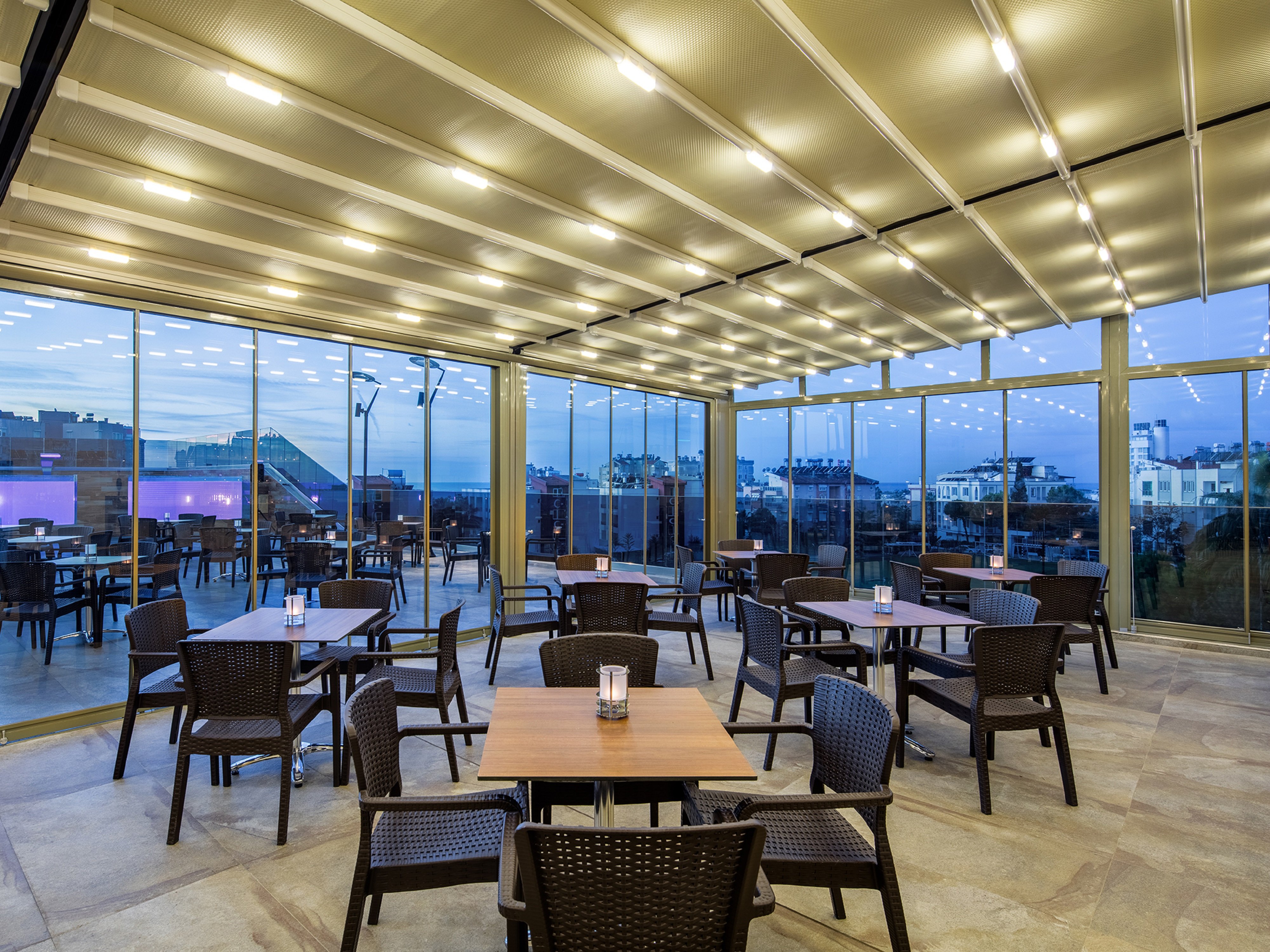 Holiday Inn Antalya - Lara 52/78