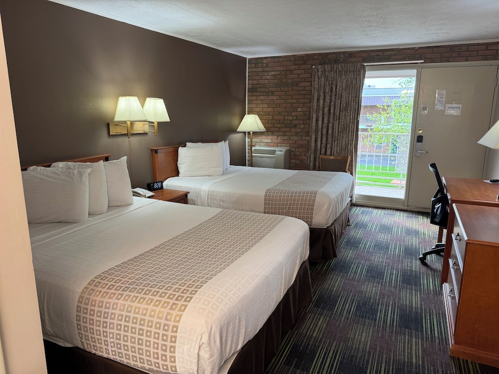 South Shore Inn 14/54