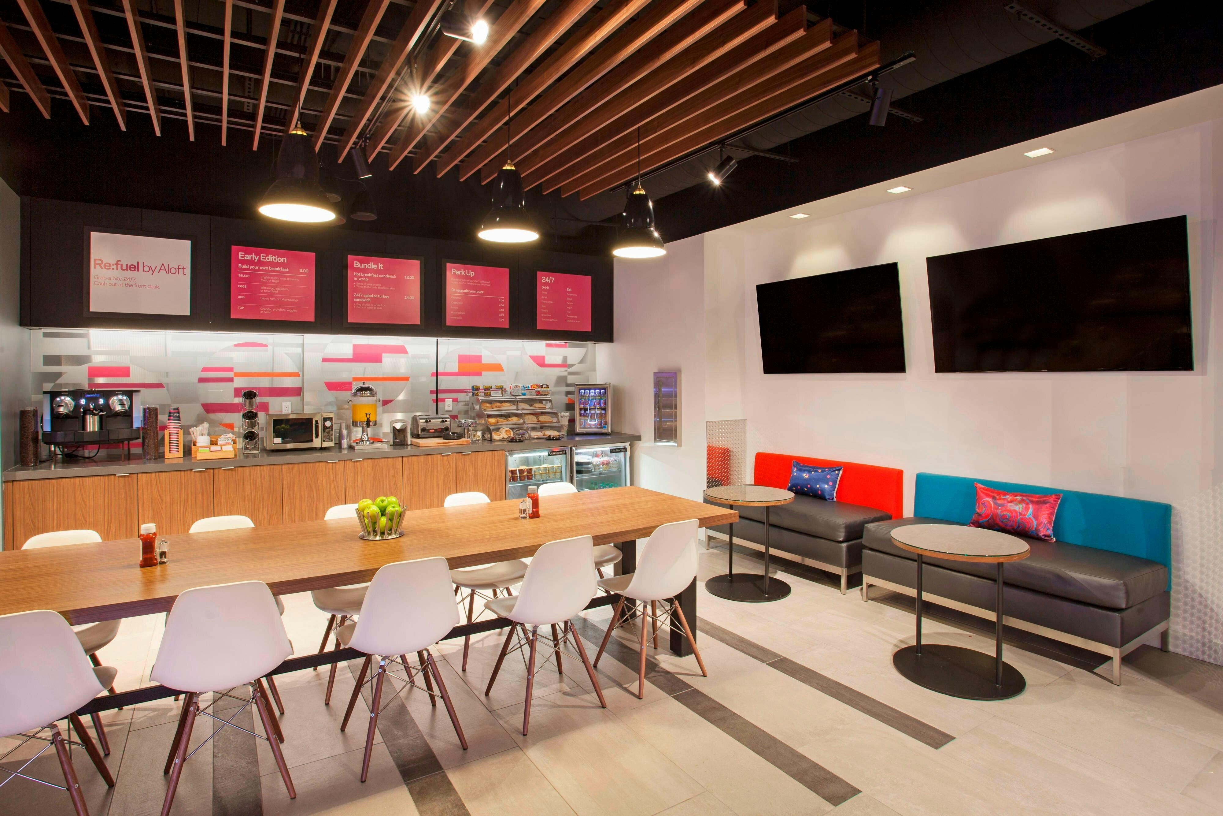 Aloft Miami Dadeland 17/26