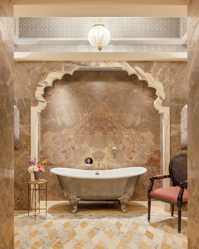 Raffles Jaipur 13/93