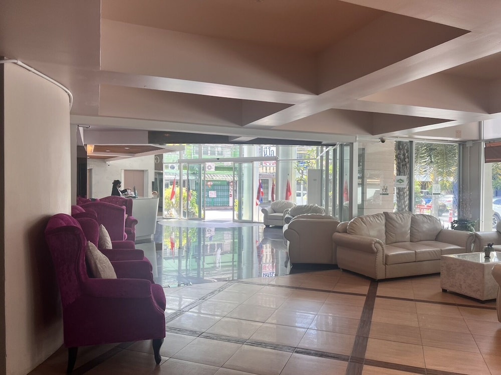 Neo Hatyai Hotel 31/37