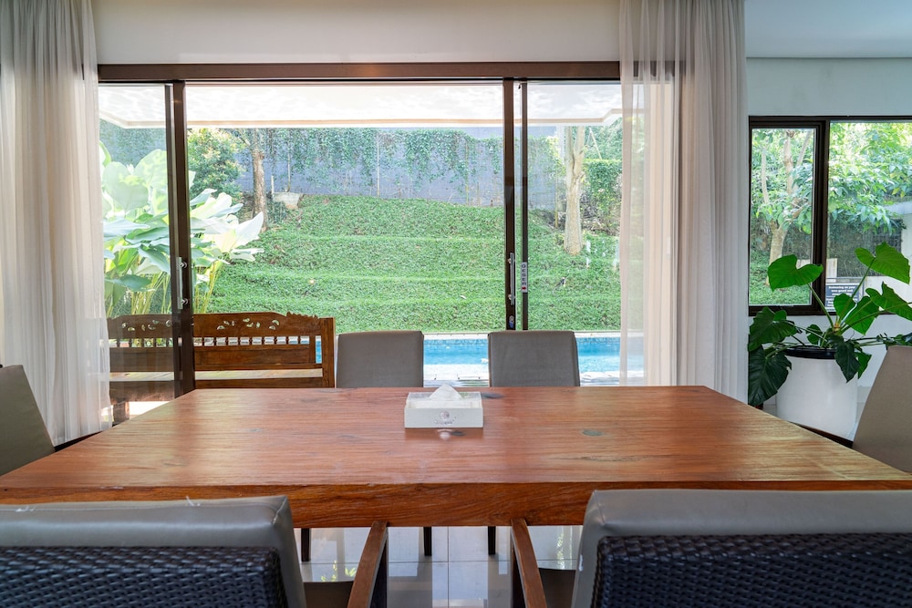 Permai Villa Dago with Pool 36/50