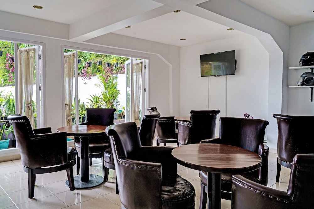 Super OYO Collection O 92277 Setra Priangan Guest House 26/39