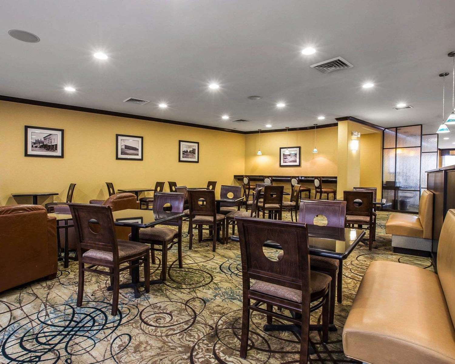 Comfort Suites Simpsonville 24/39