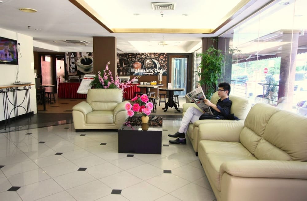 Hallmark Hotel Leisure 21/37