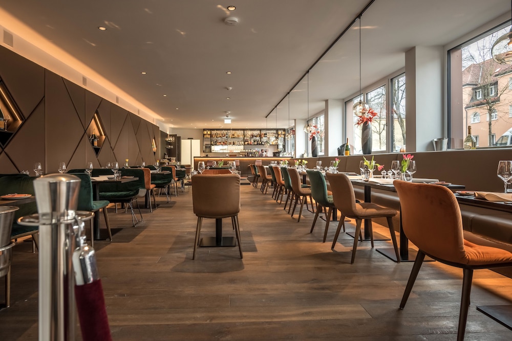 Innspire Hotel 44/55