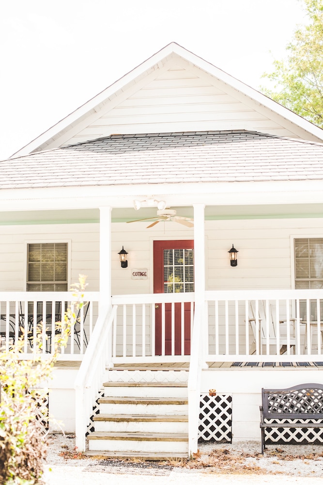 Swamp Rabbit Inn Travelers Rest 2/50