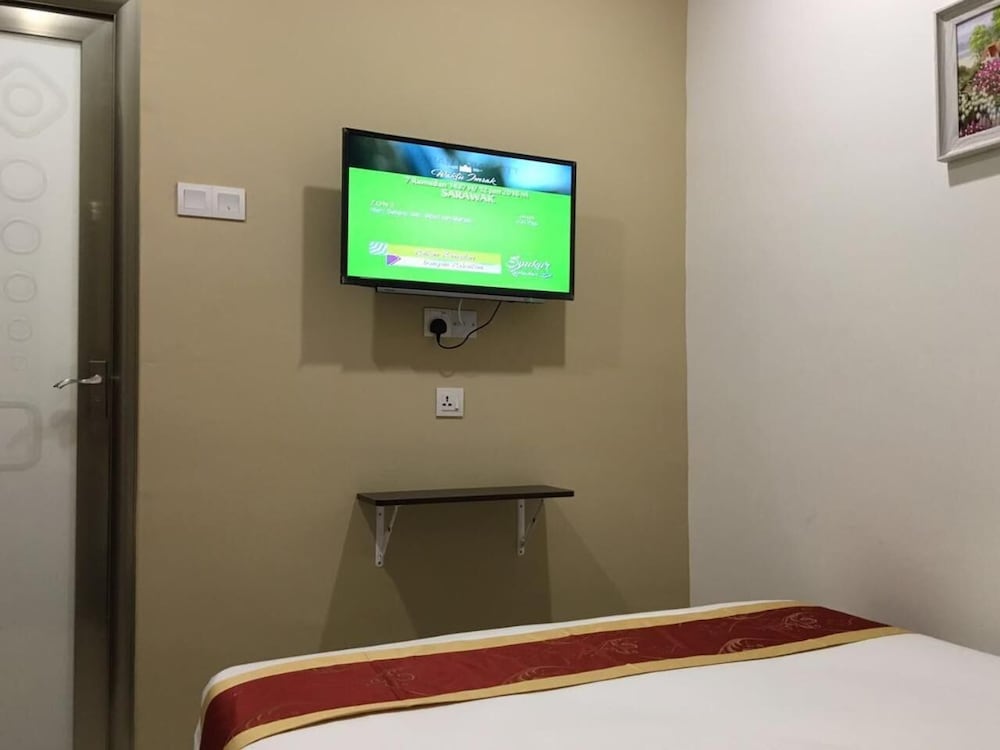 Global Inn Hotel 25/27