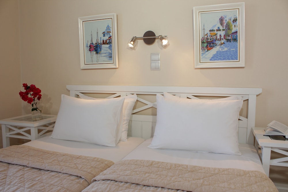 Hotel Erato 28/71