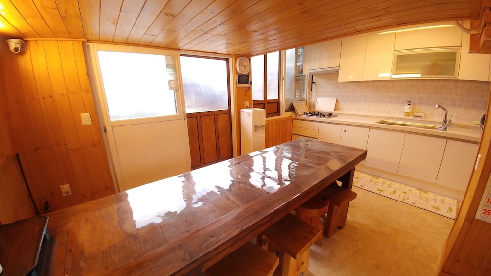 So Hyeon Dang Hanok Guesthouse 46/67