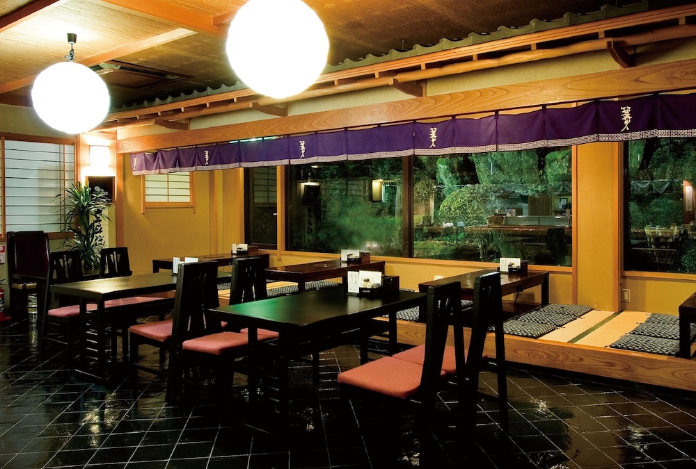 Yunoshimakan 39/50
